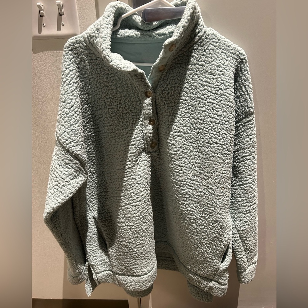 Aerie Sherpa